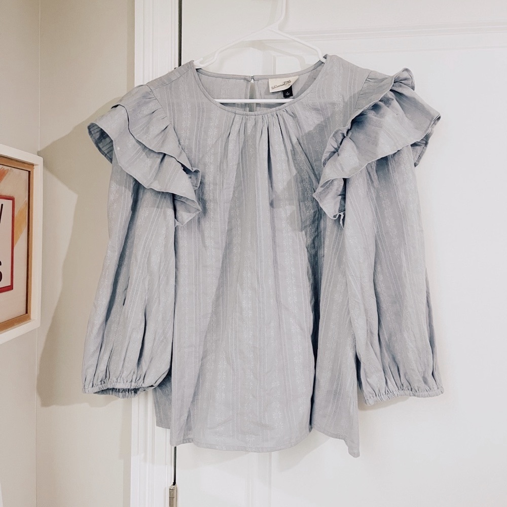 NWOT Baby Blue Ruffle Blouse✨